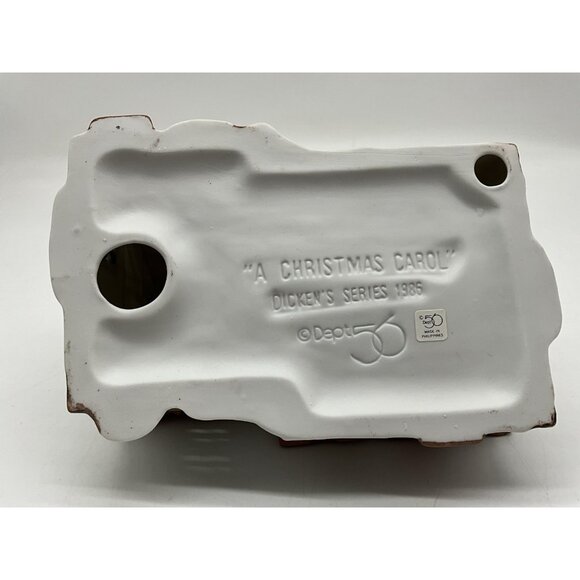 Dept. 56 The Cottage of Bob Cratchit and Tiny Tim Dickens Christmas Village 1985 - Picture 8 of 16